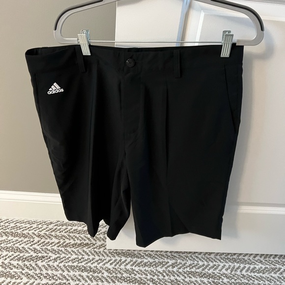 Adidas golf shorts size 34 - Picture 2 of 3